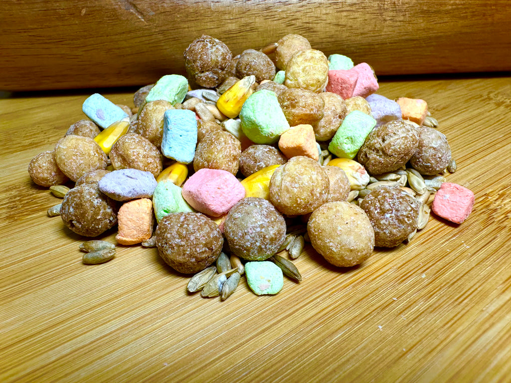 Mr. Opossum’s Squirrel Circus™ – Grain & Peanut Butter Crunch Wildlife Treat Mix