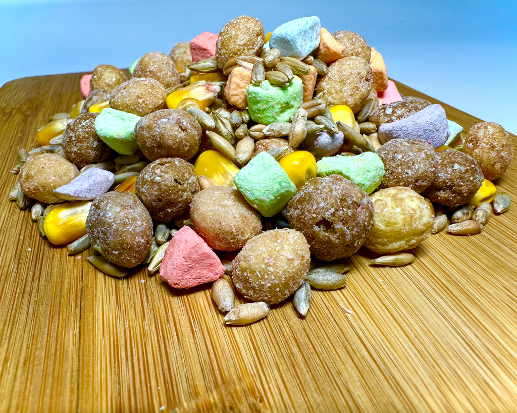 Mr. Opossum’s Squirrel Circus™ – Grain & Peanut Butter Crunch Wildlife Treat Mix